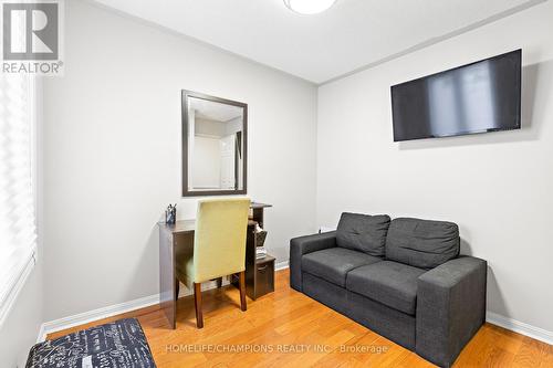 78 Mount Ranier Crescent, Brampton, ON - Indoor Photo Showing Living Room