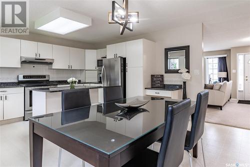 110 Hogg Crescent, Saskatoon, SK - Indoor Photo Showing Kitchen