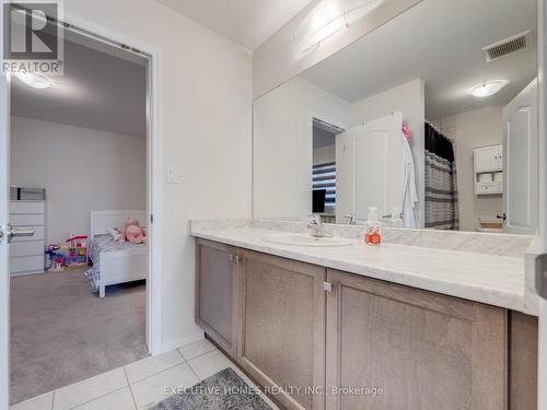 26 Lillian Way, Haldimand, ON - Indoor Photo Showing Bathroom