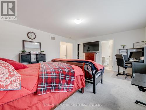 26 Lillian Way, Haldimand, ON - Indoor Photo Showing Bedroom