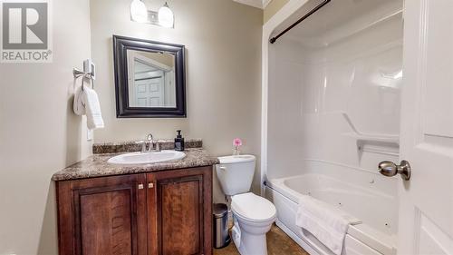 30 Glenlonan Street, St. John'S, NL - Indoor Photo Showing Bathroom