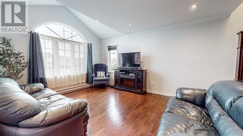 30 Glenlonan Street, St. John'S, NL - Indoor Photo Showing Living Room