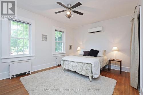 188 Pape Avenue, Toronto, ON - Indoor Photo Showing Bedroom