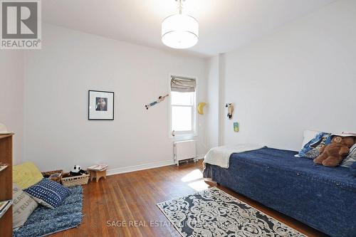 188 Pape Avenue, Toronto, ON - Indoor Photo Showing Bedroom