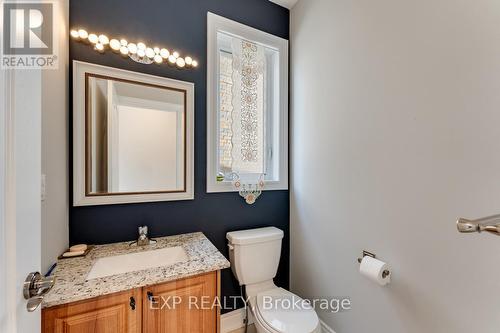 Main - 6 Deepwood Crescent, East Gwillimbury, ON - Indoor Photo Showing Bathroom