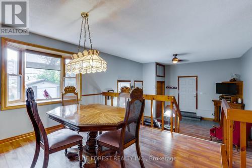 226 Oakland Avenue, London, ON - Indoor Photo Showing Dining Room