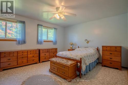 527 Lily Lake Road, Smith-Ennismore-Lakefield, ON - Indoor Photo Showing Bedroom