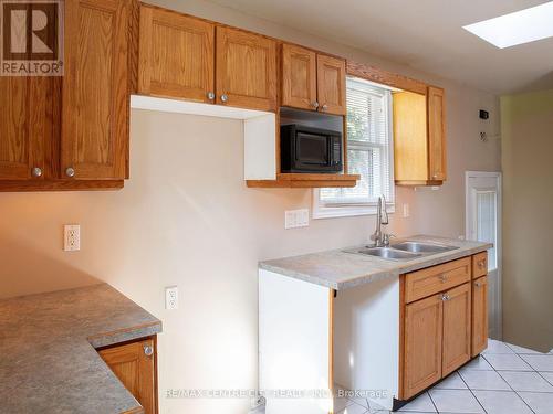 1282 Hillcrest Avenue, London, ON - Indoor Photo Showing Kitchen With Double Sink