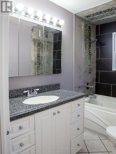 1282 Hillcrest Avenue, London, ON - Indoor Photo Showing Bathroom