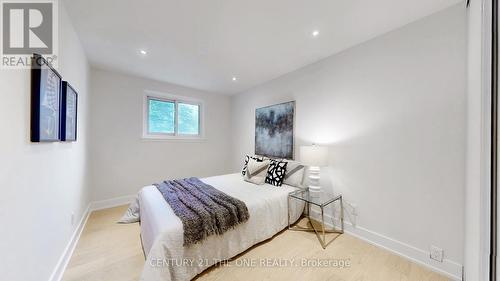 100 Martindale Street, Oshawa, ON - Indoor Photo Showing Bedroom