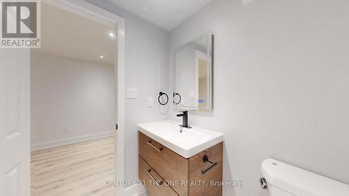 100 Martindale Street, Oshawa, ON - Indoor Photo Showing Bathroom