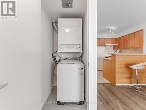 3308 - 38 Lee Centre Drive, Toronto (Woburn), ON - Indoor Photo Showing Laundry Room