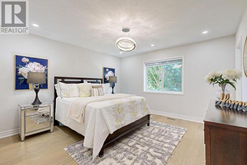 30 Country Drive Lane, Vaughan, ON - Indoor Photo Showing Bedroom