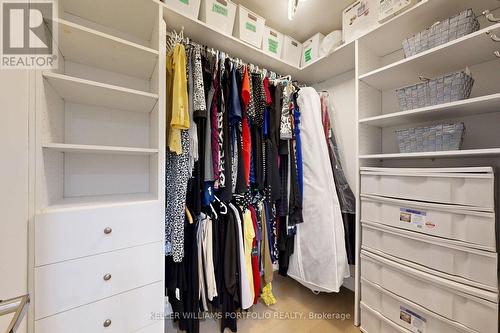 30 Country Drive Lane, Vaughan, ON - Indoor With Storage