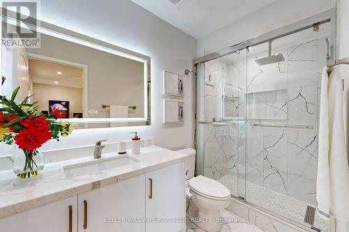 30 Country Drive Lane, Vaughan, ON - Indoor Photo Showing Bathroom