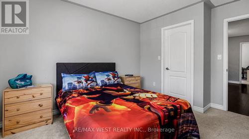 20 Reichert Court, Milton, ON - Indoor Photo Showing Bedroom