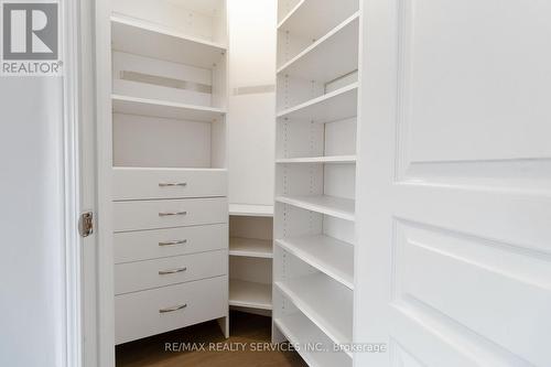 2466 Adamvale Crescent, Oakville, ON - Indoor With Storage