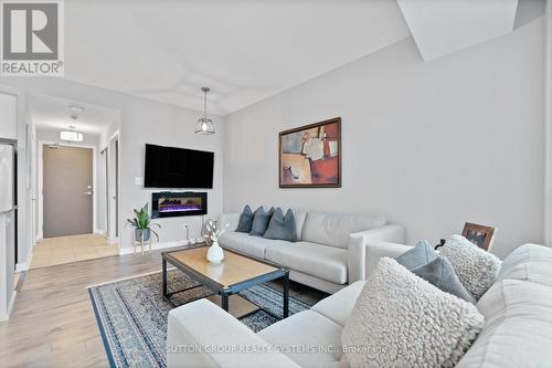 1701 - 4099 Brickstone Mews, Mississauga (Creditview), ON - Indoor Photo Showing Living Room