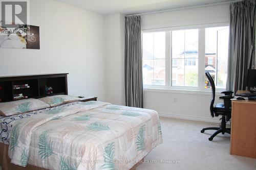 1685 Emberton Way, Innisfil, ON - Indoor Photo Showing Bedroom