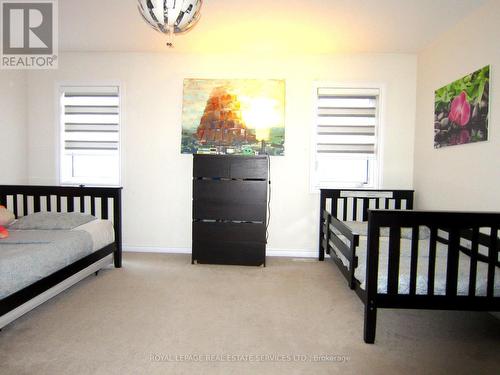 1685 Emberton Way, Innisfil, ON - Indoor Photo Showing Bedroom