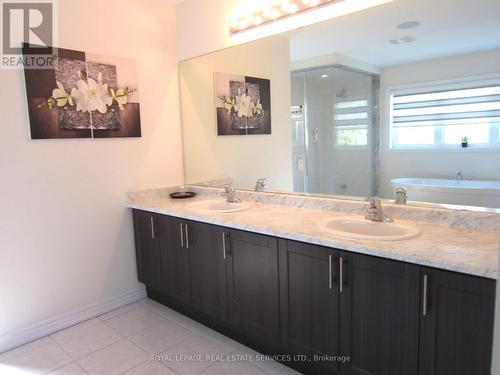 1685 Emberton Way, Innisfil, ON - Indoor Photo Showing Bathroom