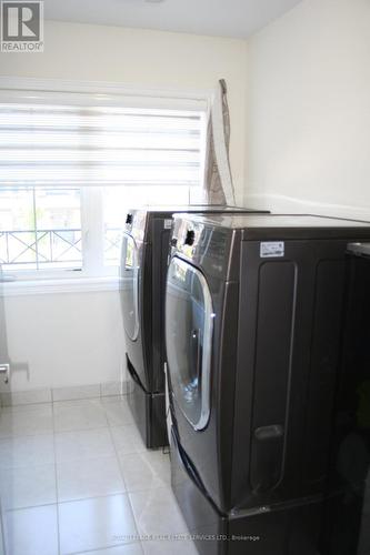 1685 Emberton Way, Innisfil, ON - Indoor Photo Showing Laundry Room