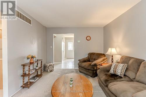 281 Browning Trail, Barrie (Letitia Heights), ON - Indoor Photo Showing Living Room