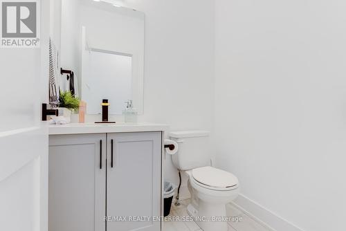 61 Wheatfield Road, Barrie, ON - Indoor Photo Showing Bathroom