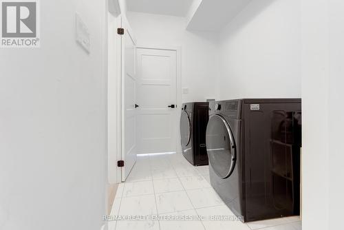 61 Wheatfield Road, Barrie, ON - Indoor Photo Showing Laundry Room