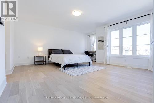 61 Wheatfield Road, Barrie, ON - Indoor Photo Showing Bedroom