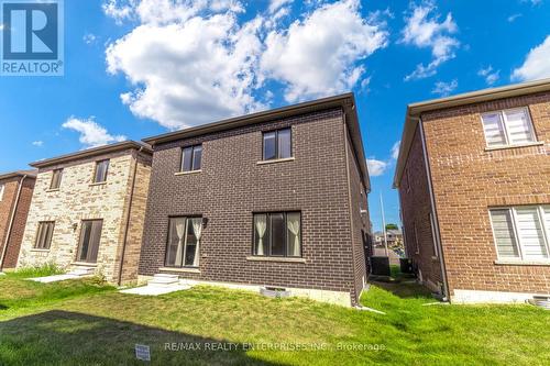 61 Wheatfield Road, Barrie, ON - Outdoor With Exterior