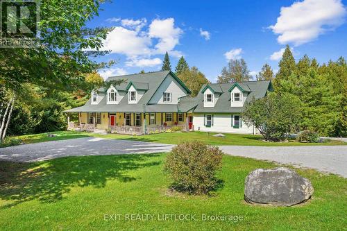 169 Dutch Line Road W, Galway-Cavendish And Harvey, ON - Outdoor With Deck Patio Veranda With Facade