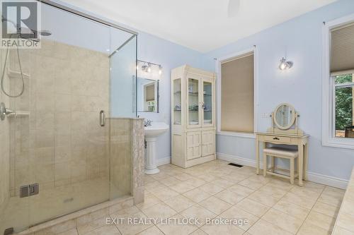 169 Dutch Line Road W, Galway-Cavendish And Harvey, ON - Indoor Photo Showing Bathroom