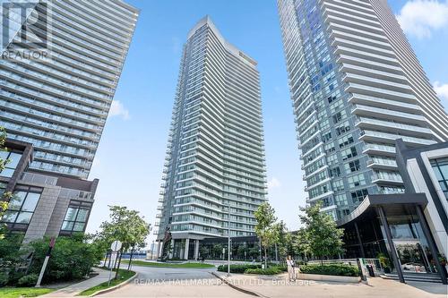 3708 - 117 Mcmahon Drive, Toronto, ON - Outdoor With Facade