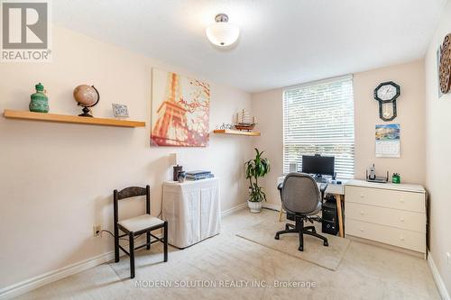 106 - 20 Edgecliffe Golfway, Toronto (Flemingdon Park), ON - Indoor Photo Showing Other Room