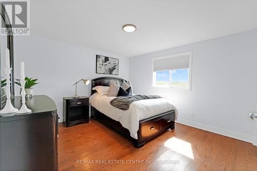 557 St Moritz Avenue, Waterloo, ON - Indoor Photo Showing Bedroom