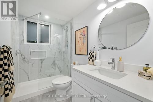 10 Laurel Circle, Peterborough (Monaghan), ON - Indoor Photo Showing Bathroom