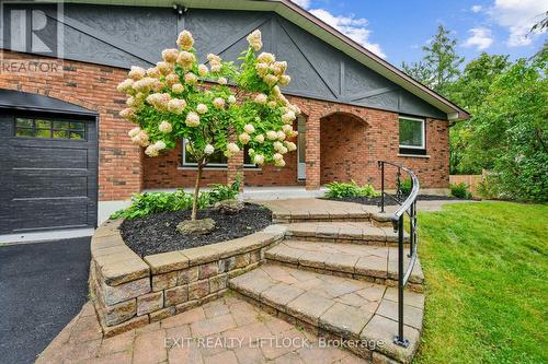 10 Laurel Circle, Peterborough (Monaghan), ON - Outdoor