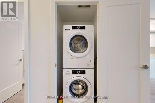 1227 - 5 Mabelle Avenue, Toronto (Islington-City Centre West), ON - Indoor Photo Showing Laundry Room