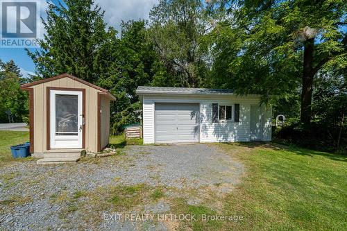 6 Woods Avenue, Kawartha Lakes, ON - Outdoor