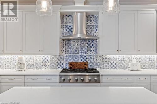 363 Walton Street, Oakville, ON - Indoor Photo Showing Kitchen With Upgraded Kitchen