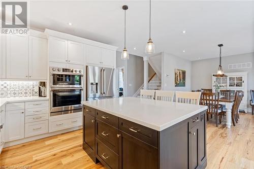 363 Walton Street, Oakville, ON - Indoor Photo Showing Kitchen With Upgraded Kitchen