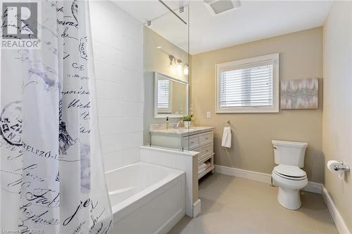 363 Walton Street, Oakville, ON - Indoor Photo Showing Bathroom