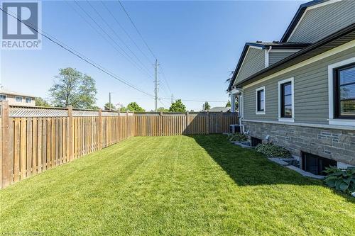 363 Walton Street, Oakville, ON - Outdoor