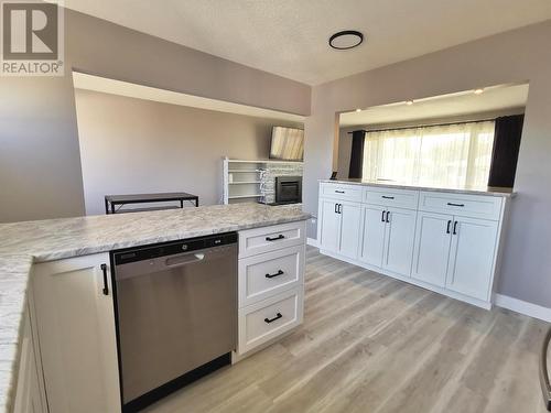 1242 Carney Street, Prince George, BC - Indoor Photo Showing Kitchen