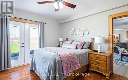 295089 8Th Line, Amaranth, ON - Indoor Photo Showing Bedroom