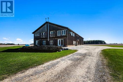 295089 8Th Line, Amaranth, ON - Outdoor