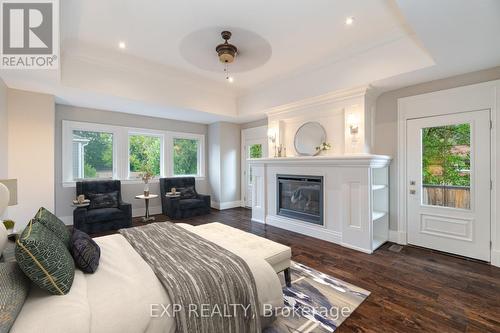 397 Bentley Road, Oakville (Eastlake), ON - Indoor Photo Showing Other Room With Fireplace