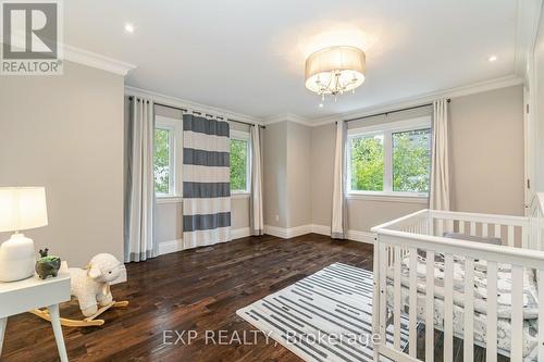 397 Bentley Road, Oakville, ON - Indoor Photo Showing Bedroom