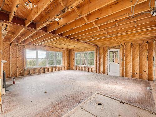 IntÃ©rieur - 58 Ch. Taylor, Austin, QC - Indoor Photo Showing Other Room